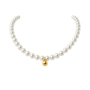Pearl necklace